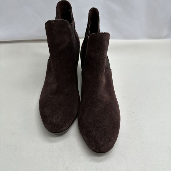 Crocs Leigh Wedge Chelsea Boots Brown Suede Leather Ankle Booties Women 7 US - Picture 2 of 16